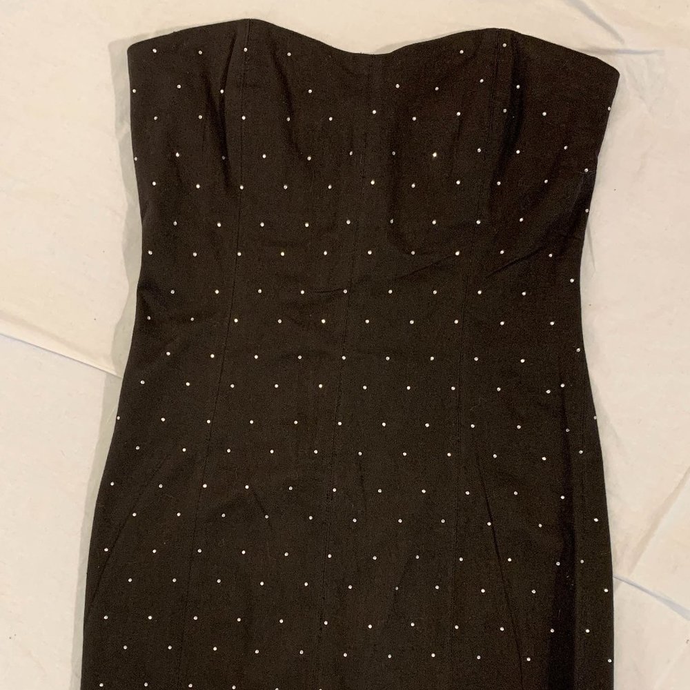 Urban Behavior dress - size M - NEW